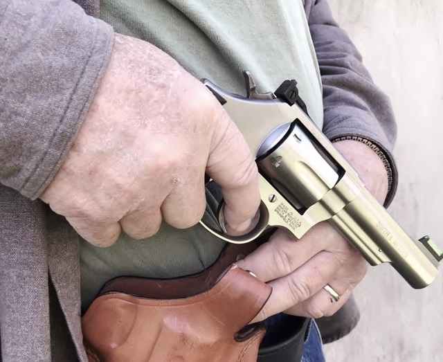 two handed handgun safety