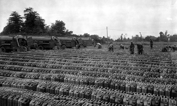 metal jerry cans in WWII