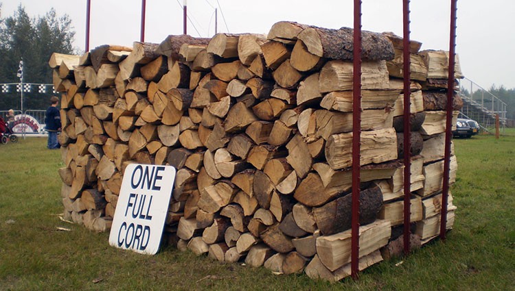 4x4x8 stacked cord of firewood