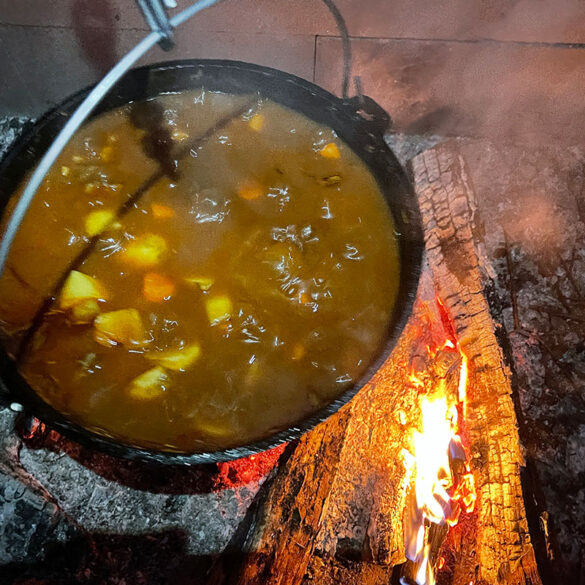 dutch-oven-beef-stew feature